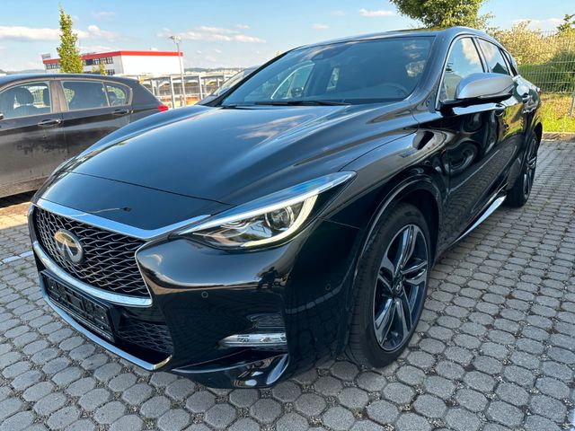 Infiniti Q30 S 1.6 Premium Tech*Sport*Navi*GLA Baugleich