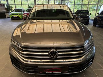 Volkswagen Touareg - 2