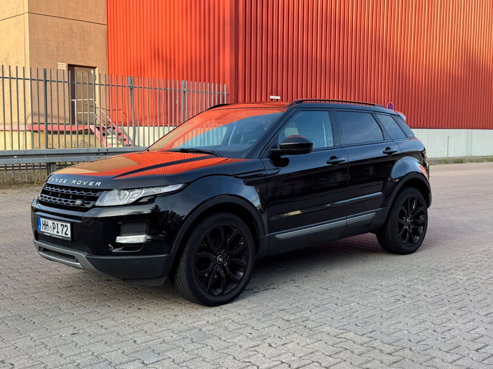 Land-Rover Range Rover Evoque - 1