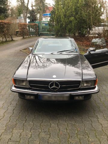 Mercedes-Benz SL 300 Blauschwarzmet, Deutsch,Historie