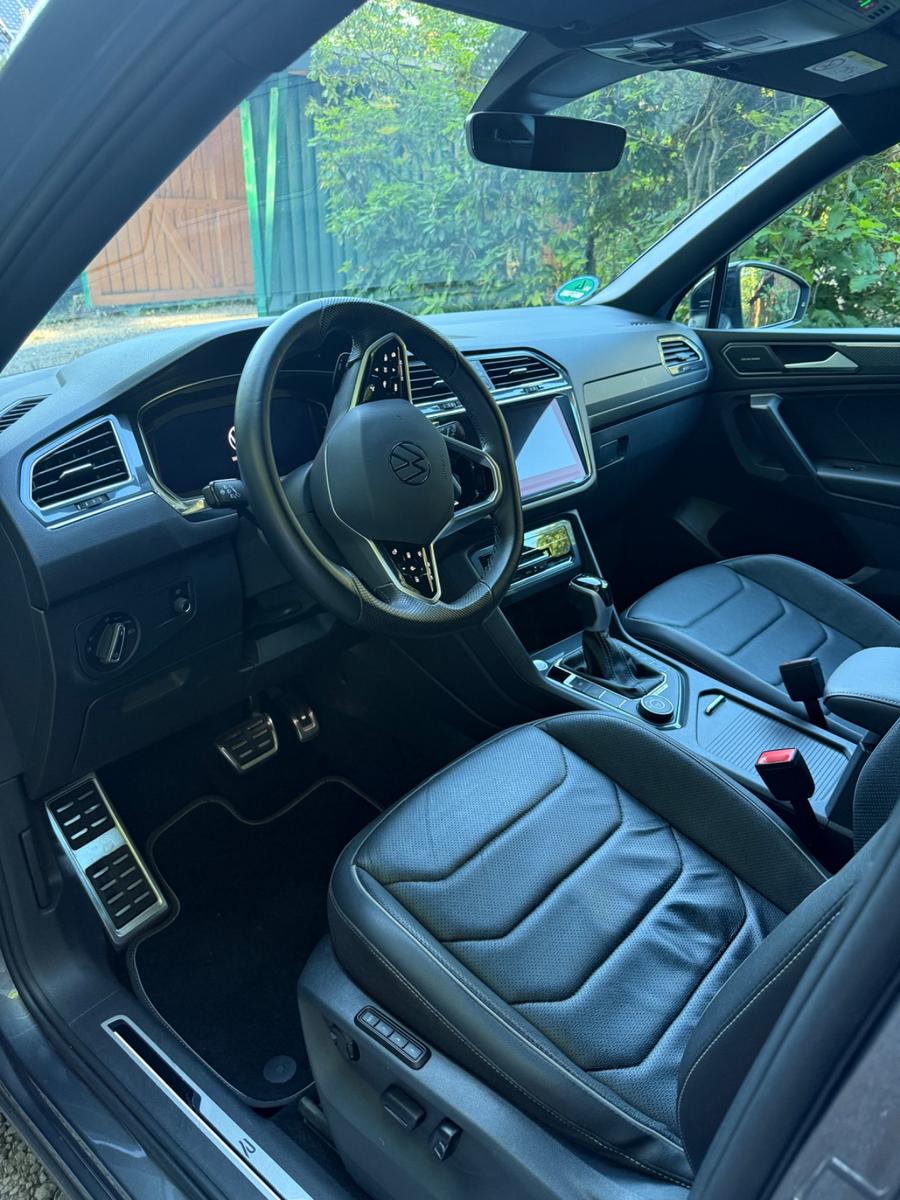 Volkswagen Tiguan Allspace DSG R-line 4MOTION