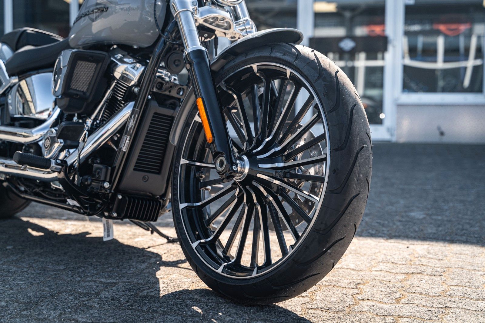 Fahrzeugabbildung Harley-Davidson BREAKOUT FXBR 117 ci - MY25 -Kurzfristig Verfüg.