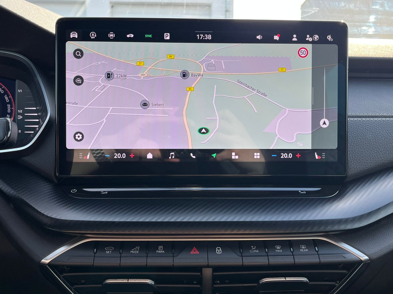 Fahrzeugabbildung SKODA Octavia 1.5 DSG Sportline PANO*MATRIX*AHK*5J.GAR