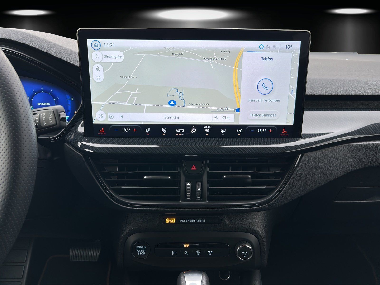 Fahrzeugabbildung Ford Focus 1.0 ST-Line Aut./LED/ACC/KAMERA/AHK/NAVI/