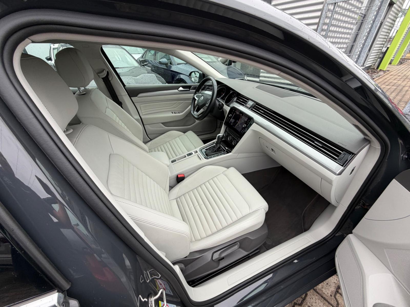 Volkswagen Passat Business LEDER KLIMA LES ALU ́S, миниатюра 16