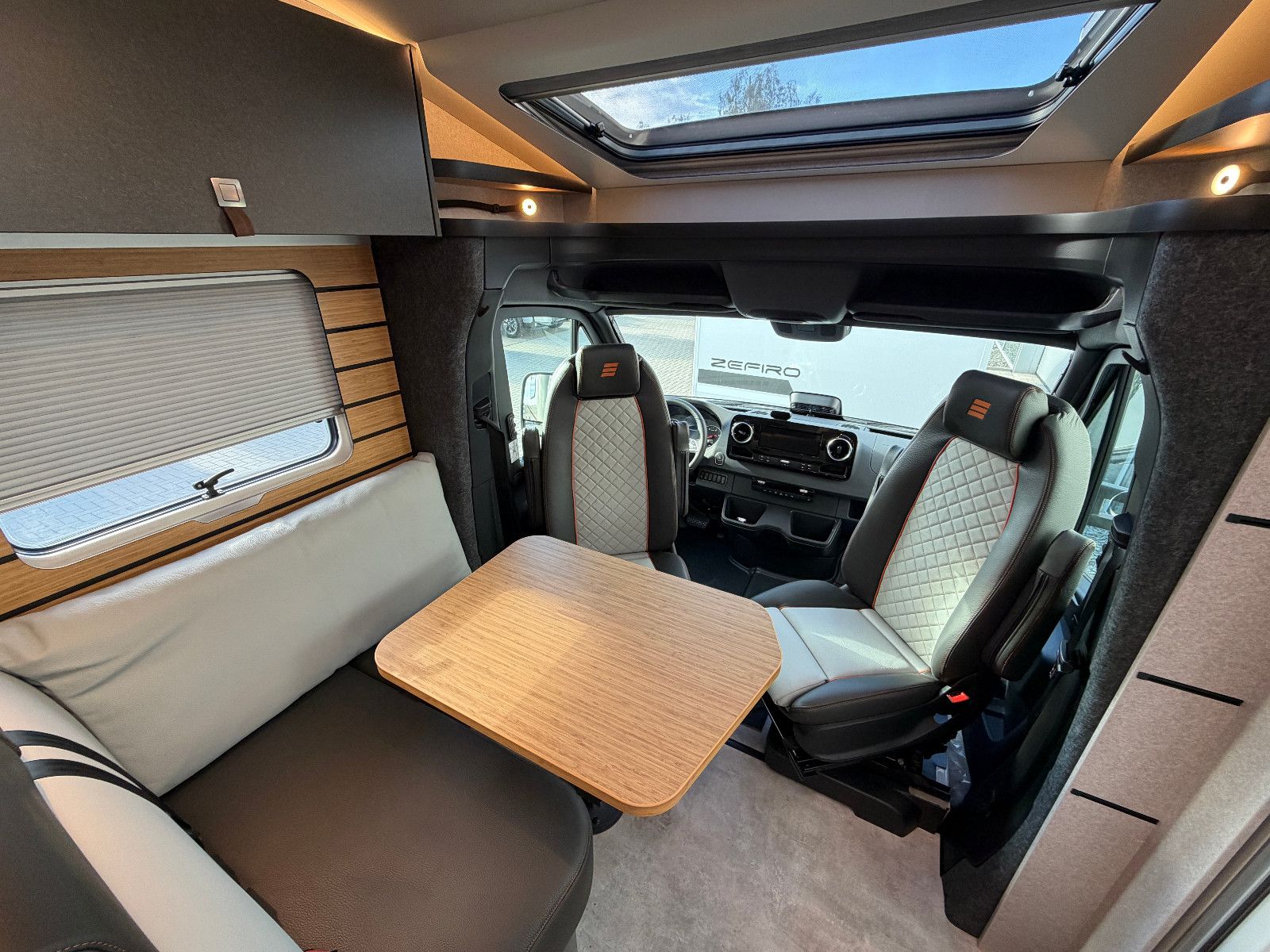 Fahrzeugabbildung HYMER / ERIBA / HYMERCAR ML-T 580 - Crosstrail - Modell 2027