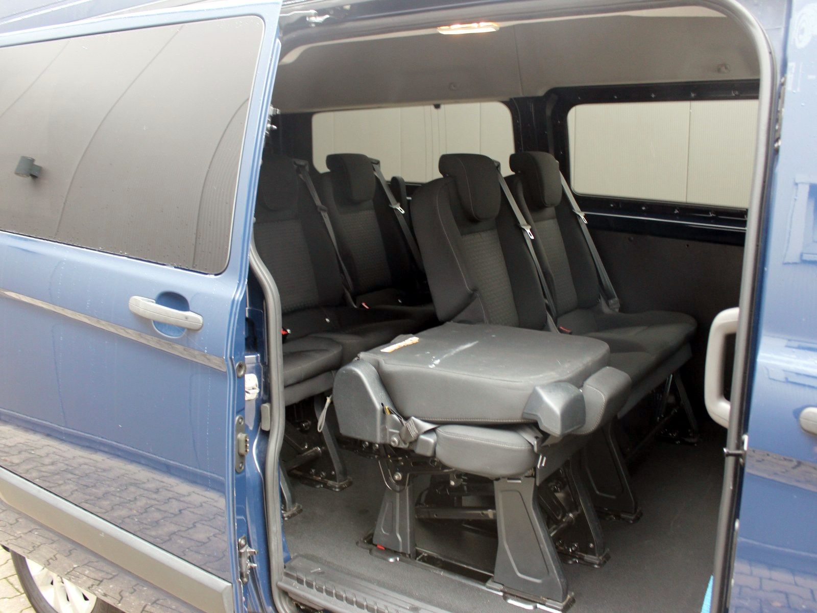 Fahrzeugabbildung Ford Transit Custom 320 L2 Trend 2,0 TDCi