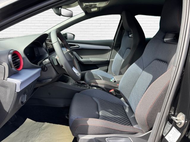 Fahrzeugabbildung SEAT Ibiza FR Black Edition KLIMA LED NAVI ALU