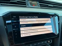 Volkswagen Passat Var. 2.0 TSI DSG 4M R-Line STDHZ PANO AHK bei Autohaus Landmann & Maier OHG