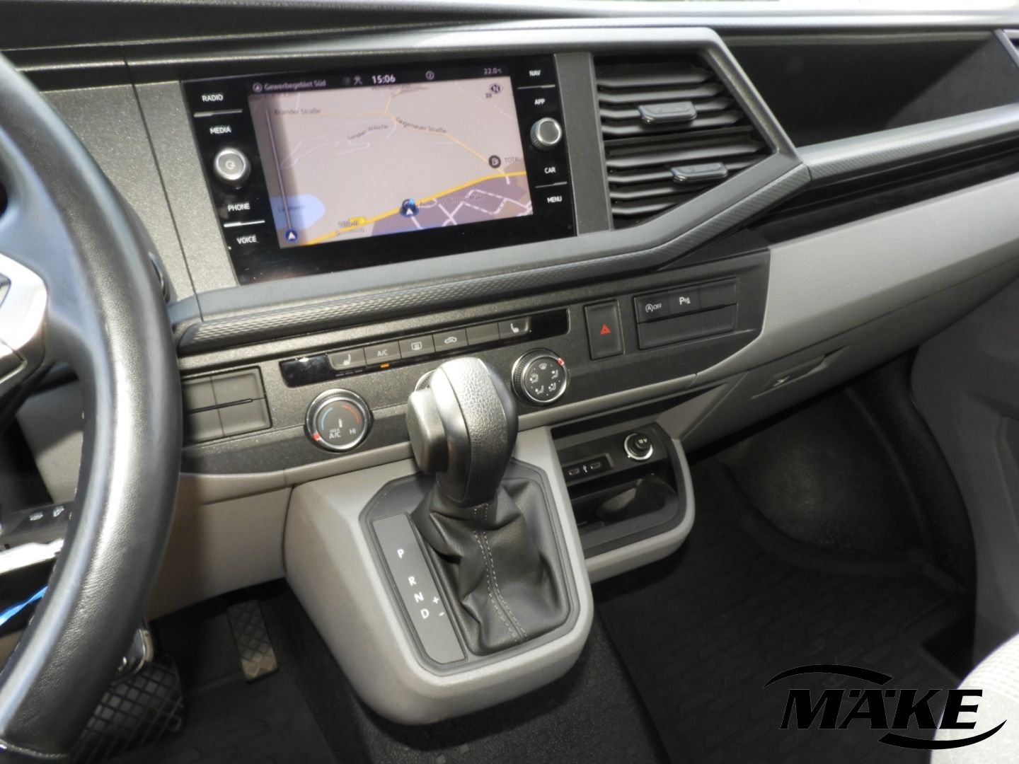 T6.1 Kombi 2.0 TDI DSG 8-Sitzer LED NAV AHZV