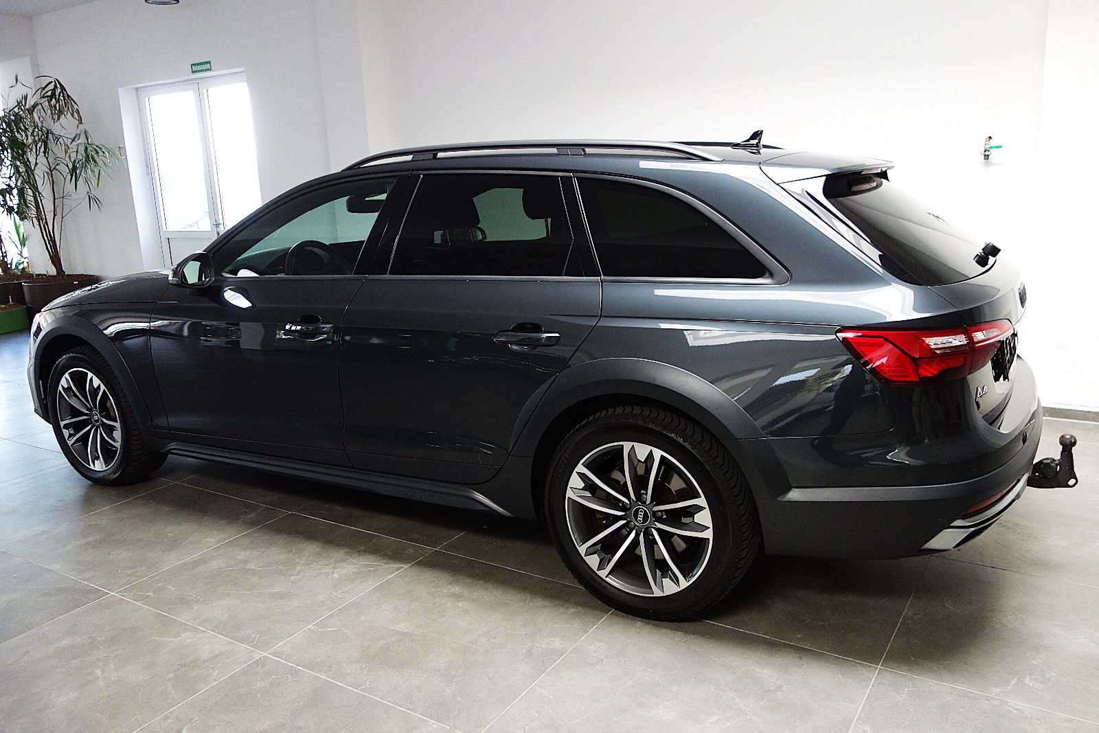 Audi A4 Allroad quattro 50 TDI Leder/MMI/virtual/AHK foto 6