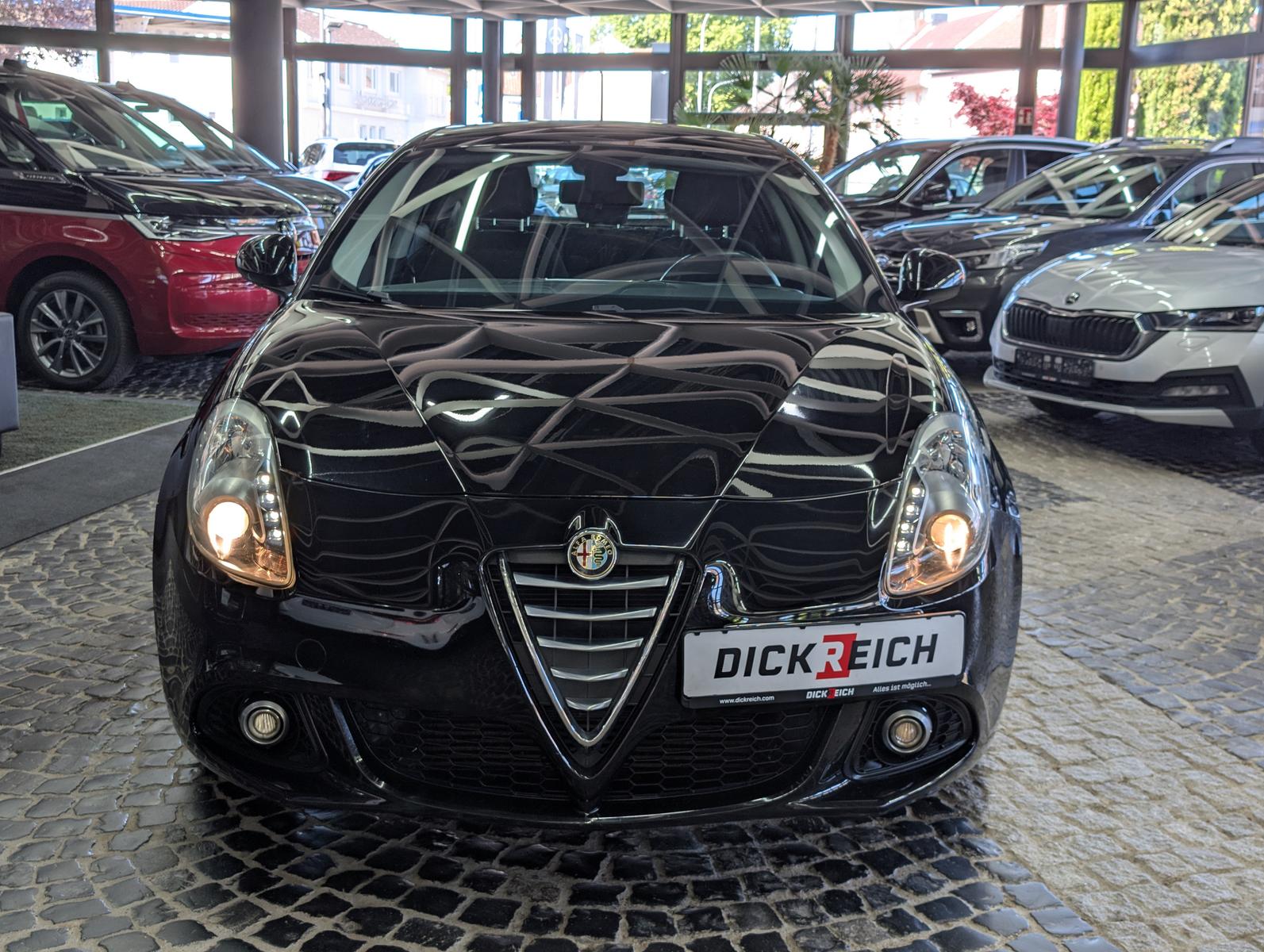 Alfa Romeo Giulietta Turismo 1.4 Turbo XENON TEMP MFL ALU