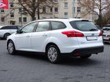 Ford Focus Turnier 1.6 Ti-VCT Klima Winterpaket - Ford Focus: Kombi, 1.6