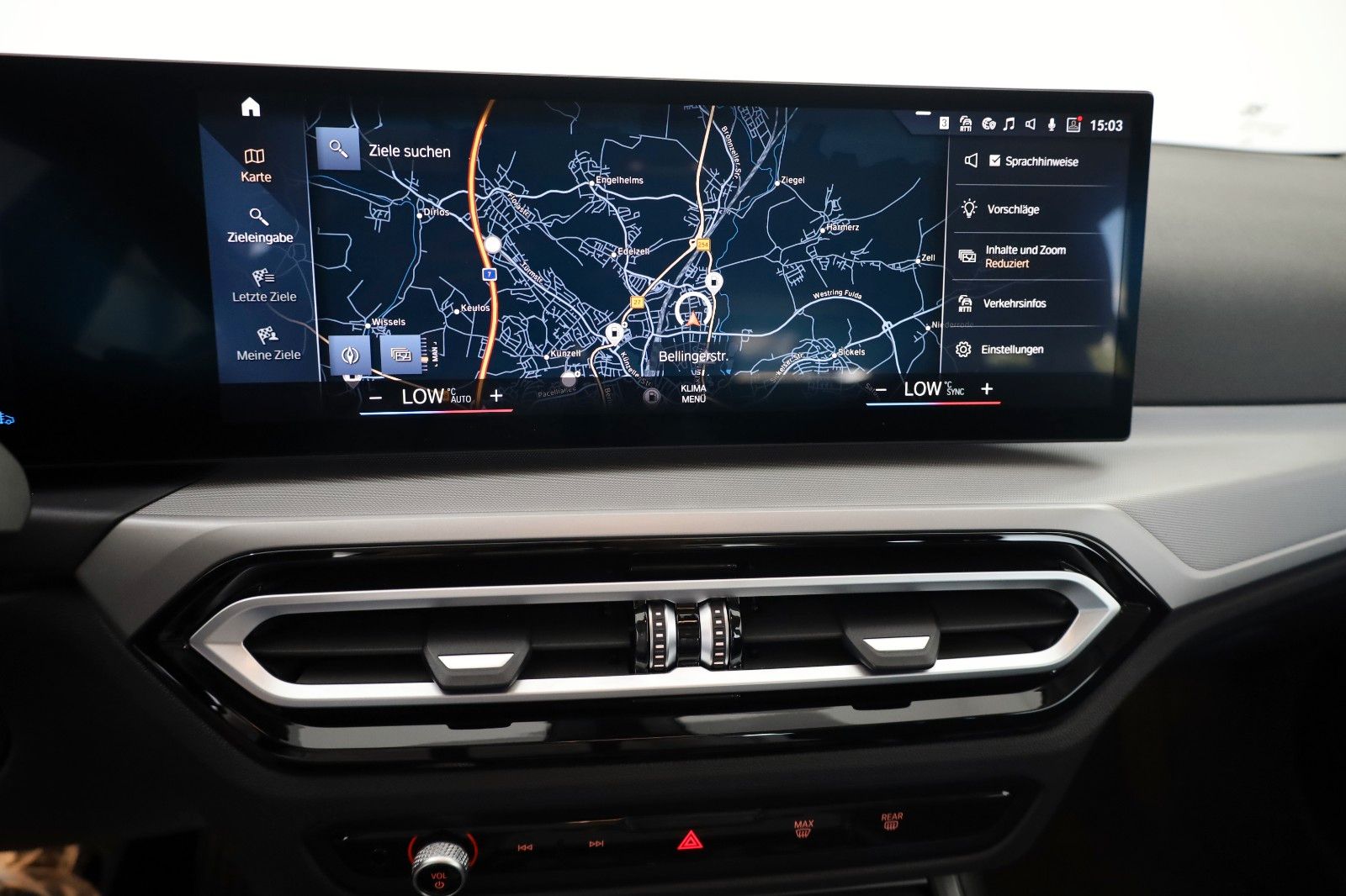 Fahrzeugabbildung BMW 320dA xDrive Touring Navi,LED,SH,PDC,Widescreen