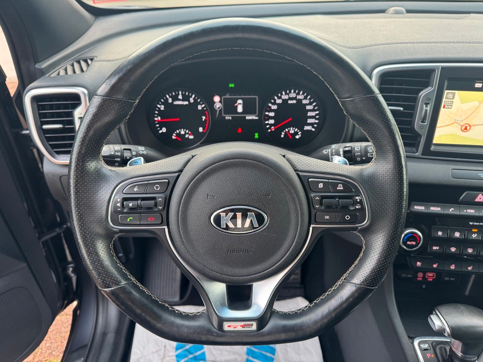 Fahrzeugabbildung Kia Sportage GT-Line 4WD KAMERA NAVI TOTWINKEL