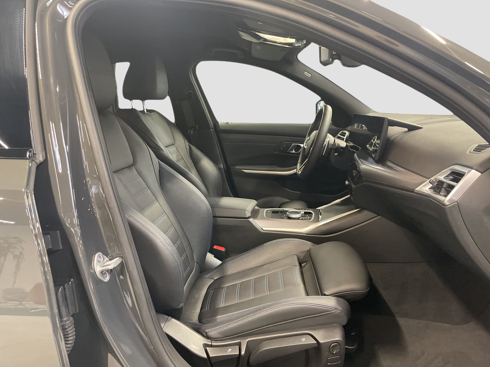 BMW 330 - Bild 11