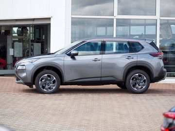 Nissan X-Trail - 4