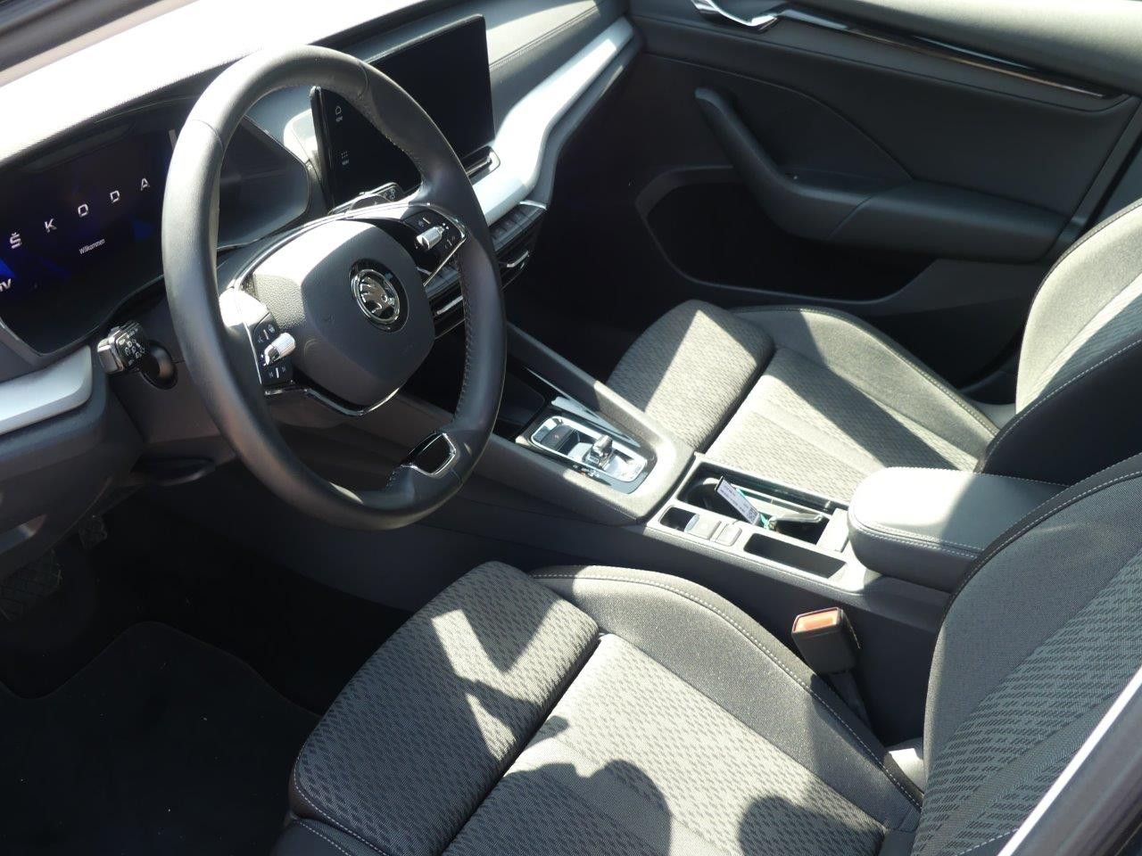 Fahrzeugabbildung SKODA Octavia Combi Ambition iV