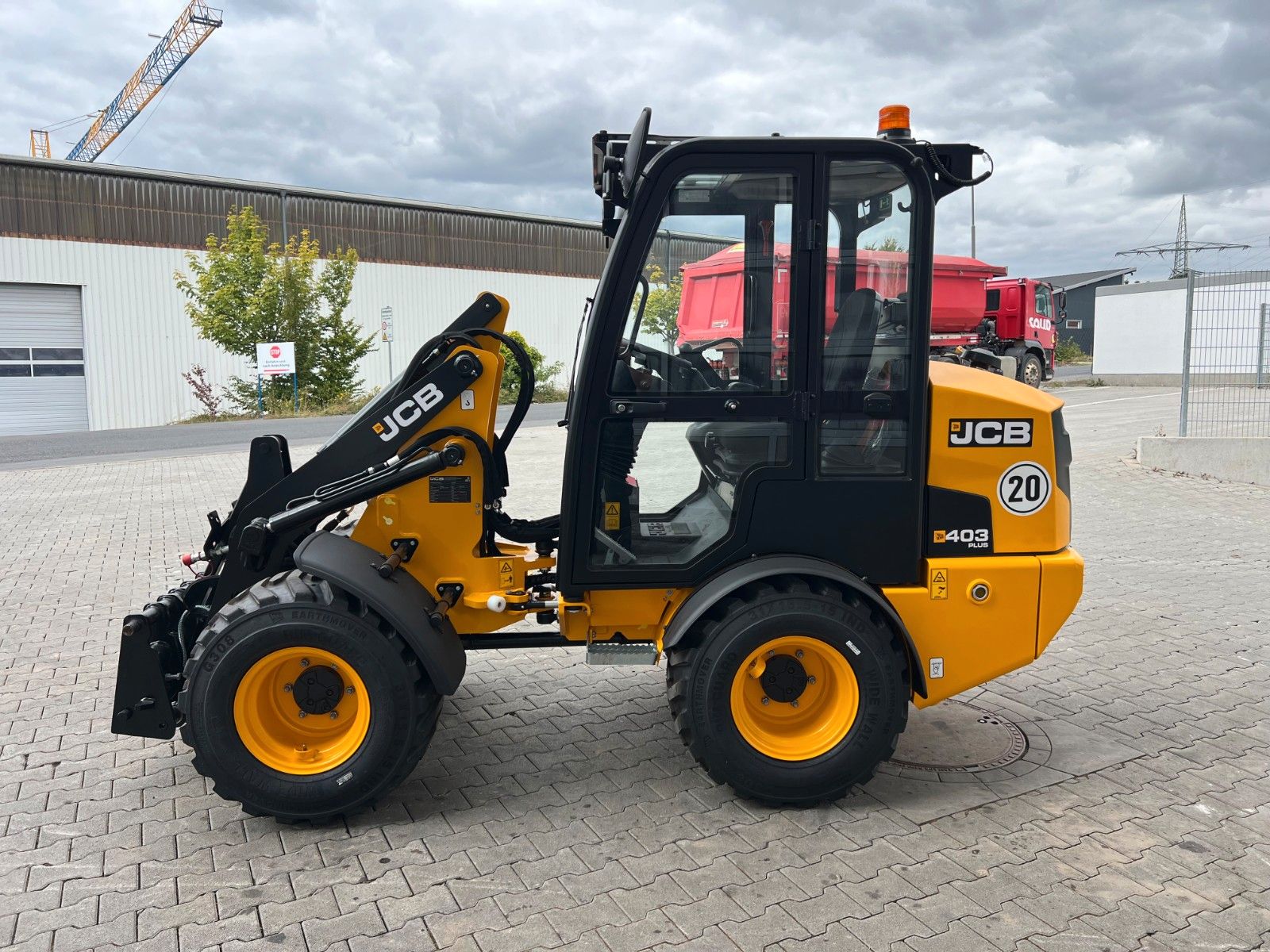 Fahrzeugabbildung JCB 403 Plus / Neufahrzeug / 2025 / Gabel / Schaufel