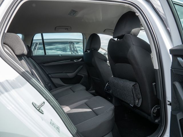 Foto Nummer 4: SKODA Octavia