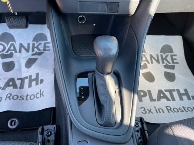 Toyota Yaris Hybrid Basis Weiß Automatik