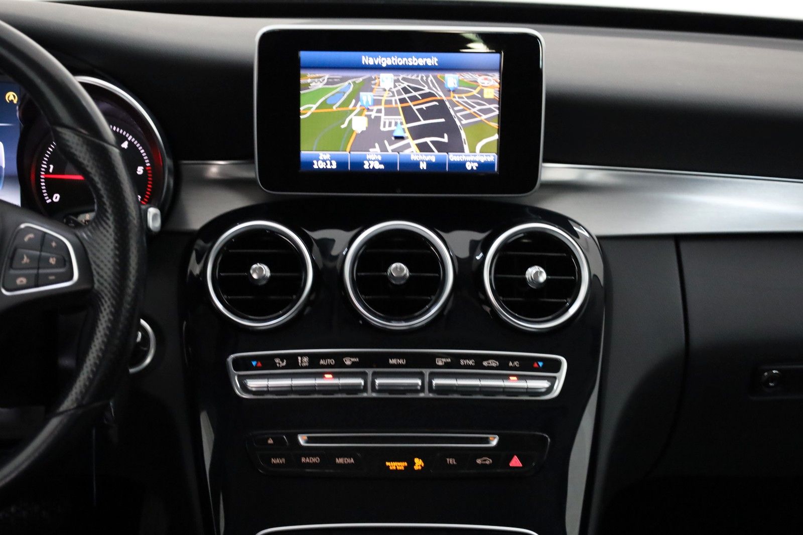 Fahrzeugabbildung Mercedes-Benz C 250d T T.Leder,Navi,LED,SH,PDC,el. AHK