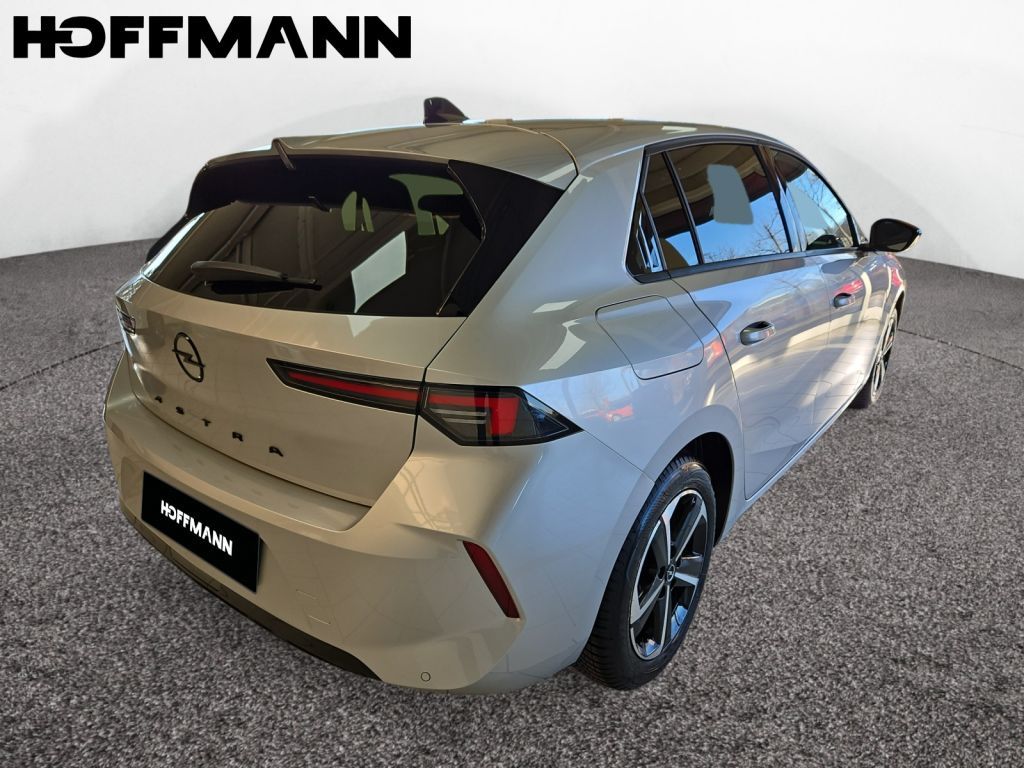 Fahrzeugabbildung Opel Astra 1.2 Turbo GS Navi Sitzheizung Allwetter ..