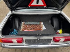 MERCEDES-BENZ 280 E W123 **1. HAND**