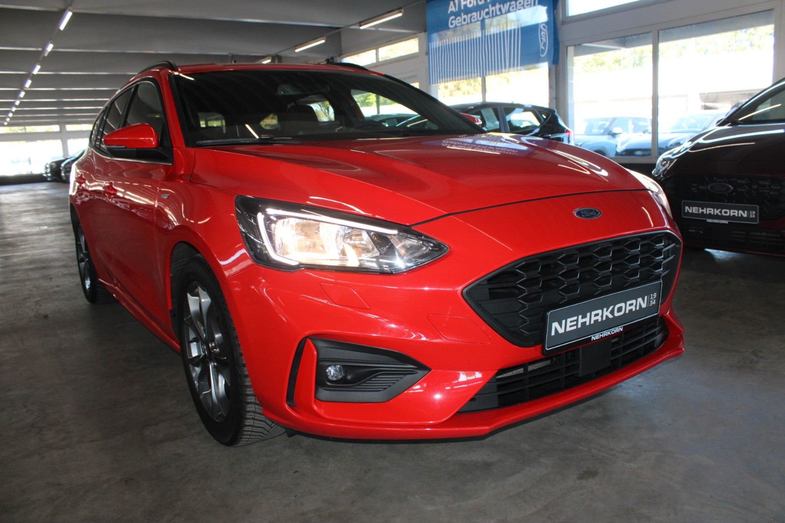 Fahrzeugabbildung Ford Focus ST-Line Automatik WinterPaket CAM ACC