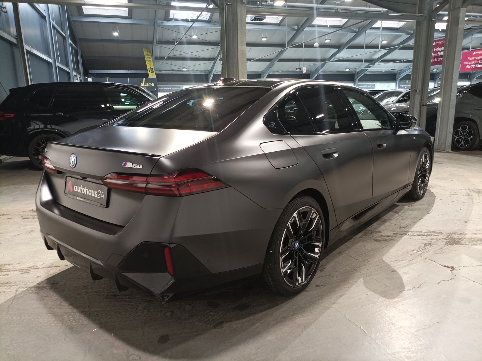 BMW i5 Lim. M60 xDrive LED 360 Pano AHK B&W foto 5