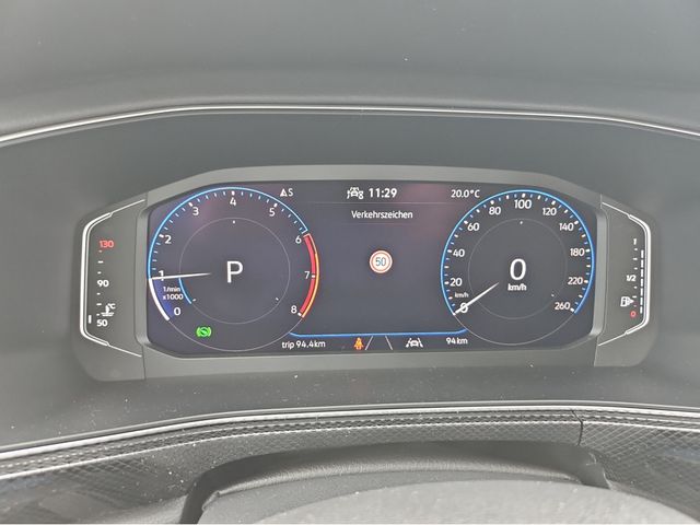 T-Cross 1.0TSI DSG R-Line ACC FACEL. MATRIX-LED