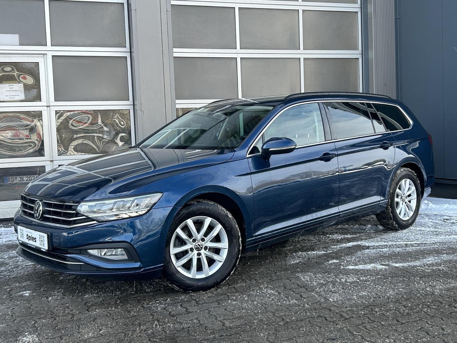 Volkswagen Passat Variant Business Navi Shz Massage AHK ACC