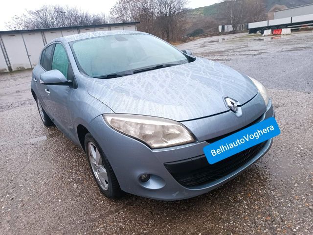 Renault Megane 2010---1.5 Diesel