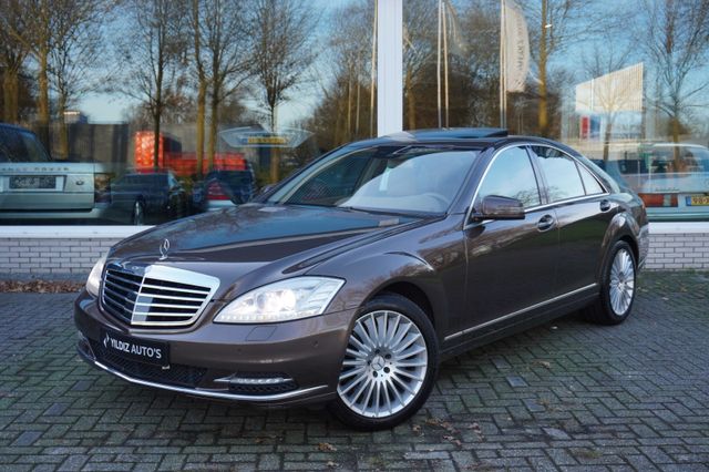 Mercedes-Benz S 350 BlueTEC 4Matic*DISTR*KEYLESS*S.DACH*H&K*