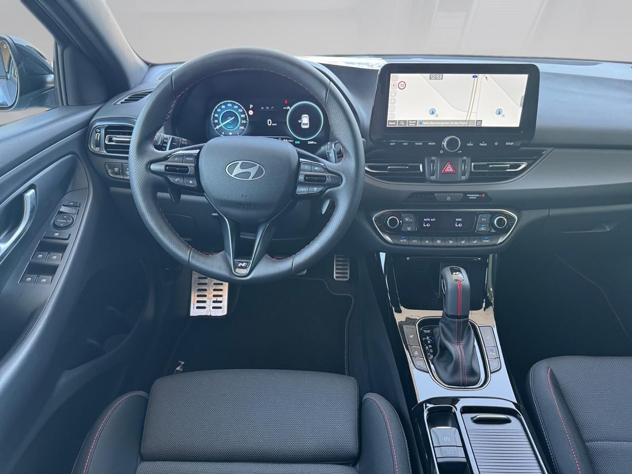 Fahrzeugabbildung Hyundai i30 N-LINE *CARPLAY*NAVI*BT*SHZ*LHZ*