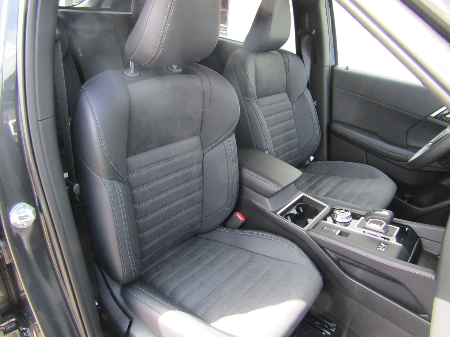 Mitsubishi Plug-in Hybrid Outlander - Bild 5