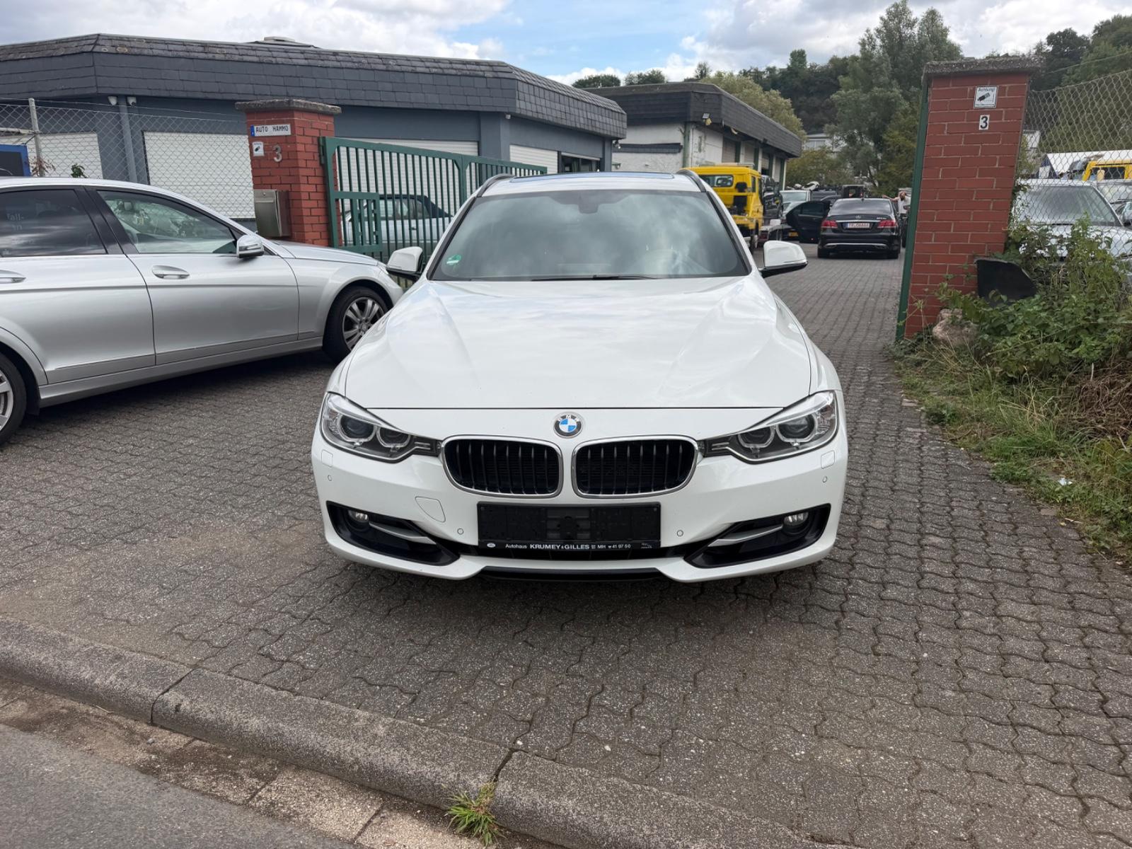 BMW 330
