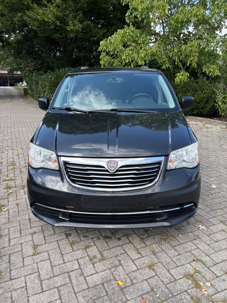 Foto 14 van LANCIA Voyager