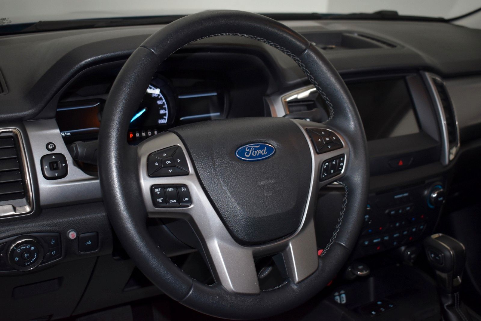 Fahrzeugabbildung Ford Ranger Doppelkabine 4x4 XLT Autom.,Navi,ACC