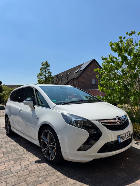 Image of Opel Zafira Tourer