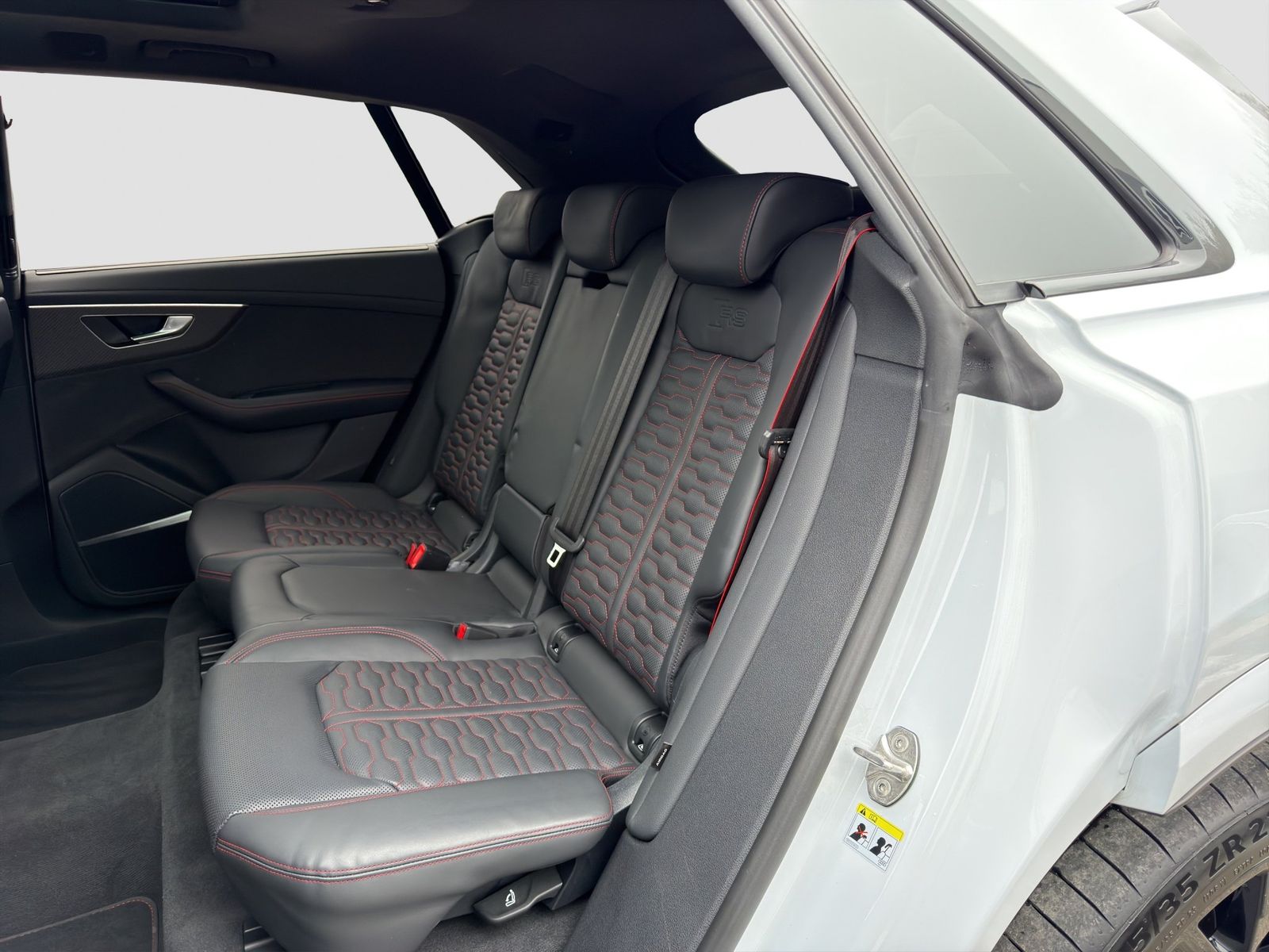 Audi RSQ8 - Bild 10