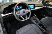 Volkswagen Golf VIII 1.0eTSI DSG Life StdHz Navi ACC Led