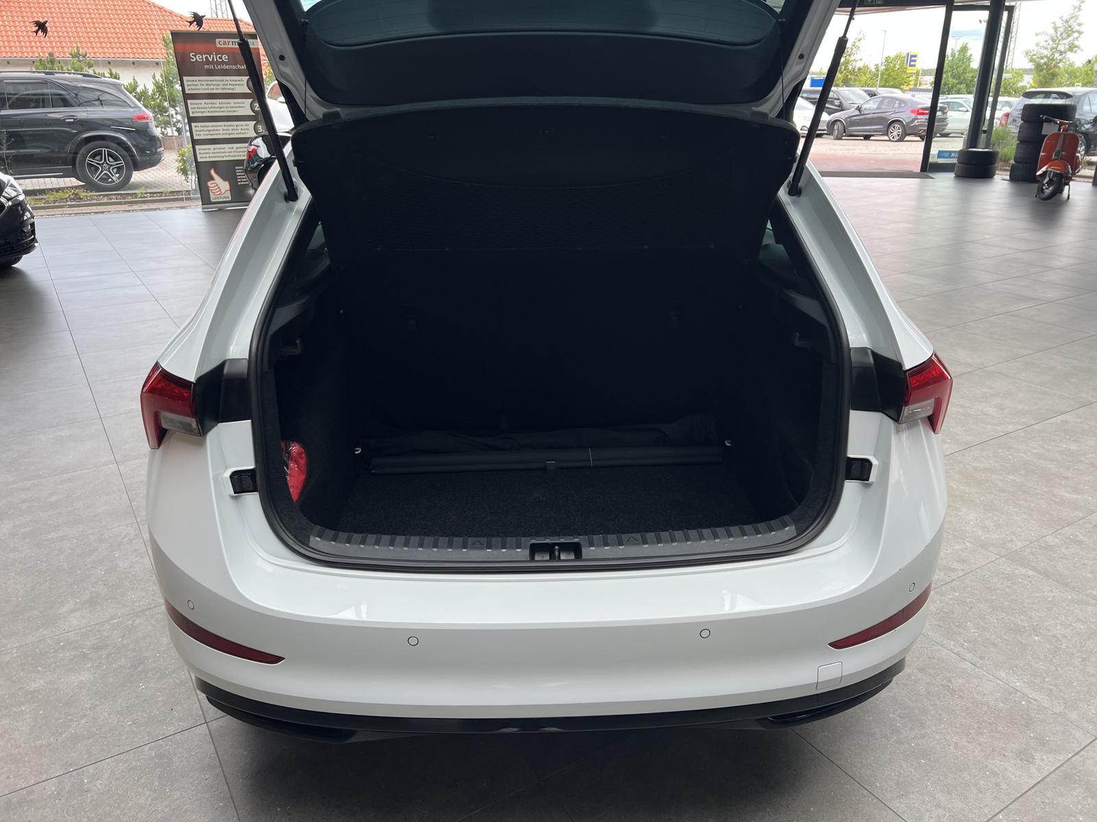 Skoda Scala 1.5 TSI Monte Carlo Panorama PDC SmartLink