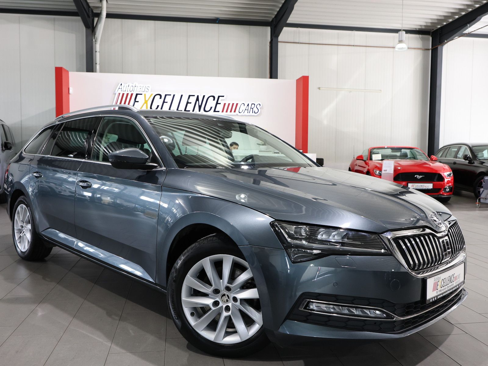 Skoda Superb Combi 2.0 TDI DSG 4x4 STYLE VC NAVI APP foto 3