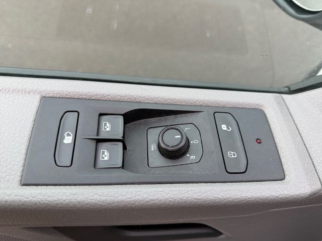 T6.1 Transporter Kasten 2.0 TDI *AHK*DAB*NAVI*KL