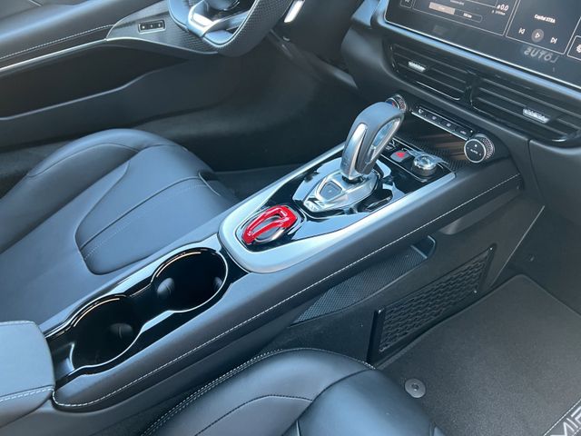 Fahrzeugabbildung Lotus Emira i4 Turbo SE Lotus Wuppertal
