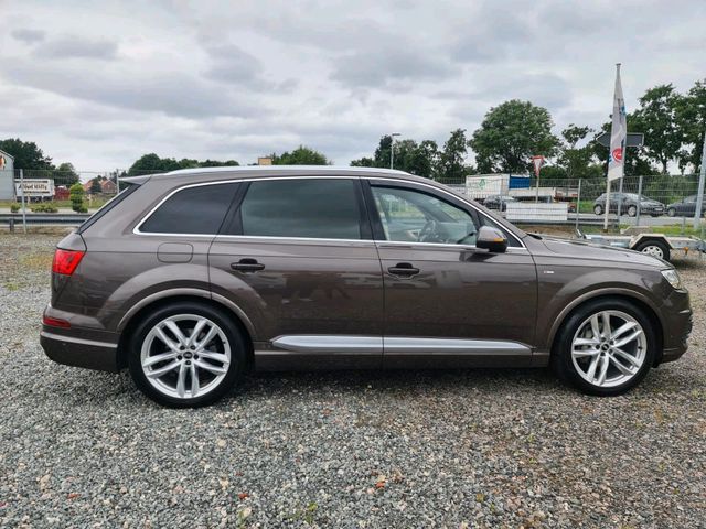 Audi Q7  3x S Line Top Ausstattung