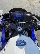Yamaha YZF R1 - YAMAHA YZF R1