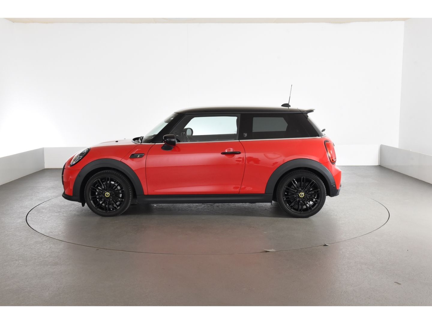 MINI Cooper SE Mini Yours Trim Rückfahrkamera Sitzhei imagem 3