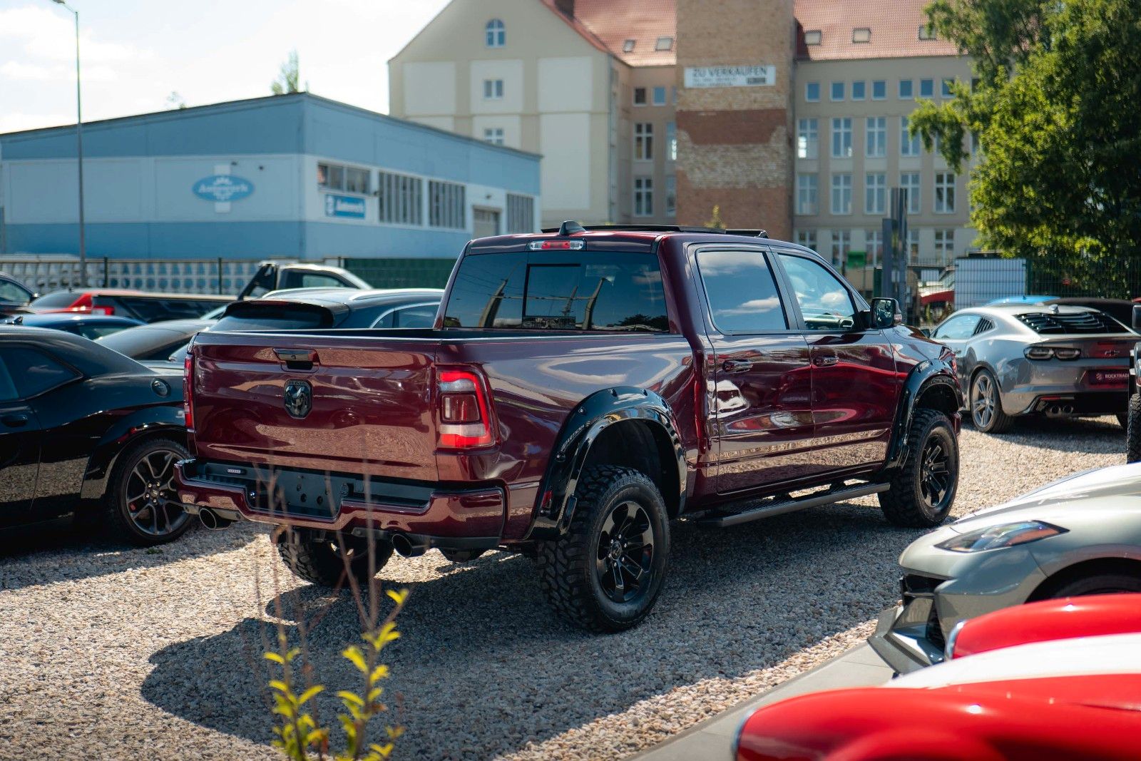 Fahrzeugabbildung Dodge RAM 5.7 V8 HEMI 4x4 NIGHT LARAMIE *Unfallfrei*